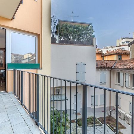 Bologna Saragozza District Apartment Buitenkant foto