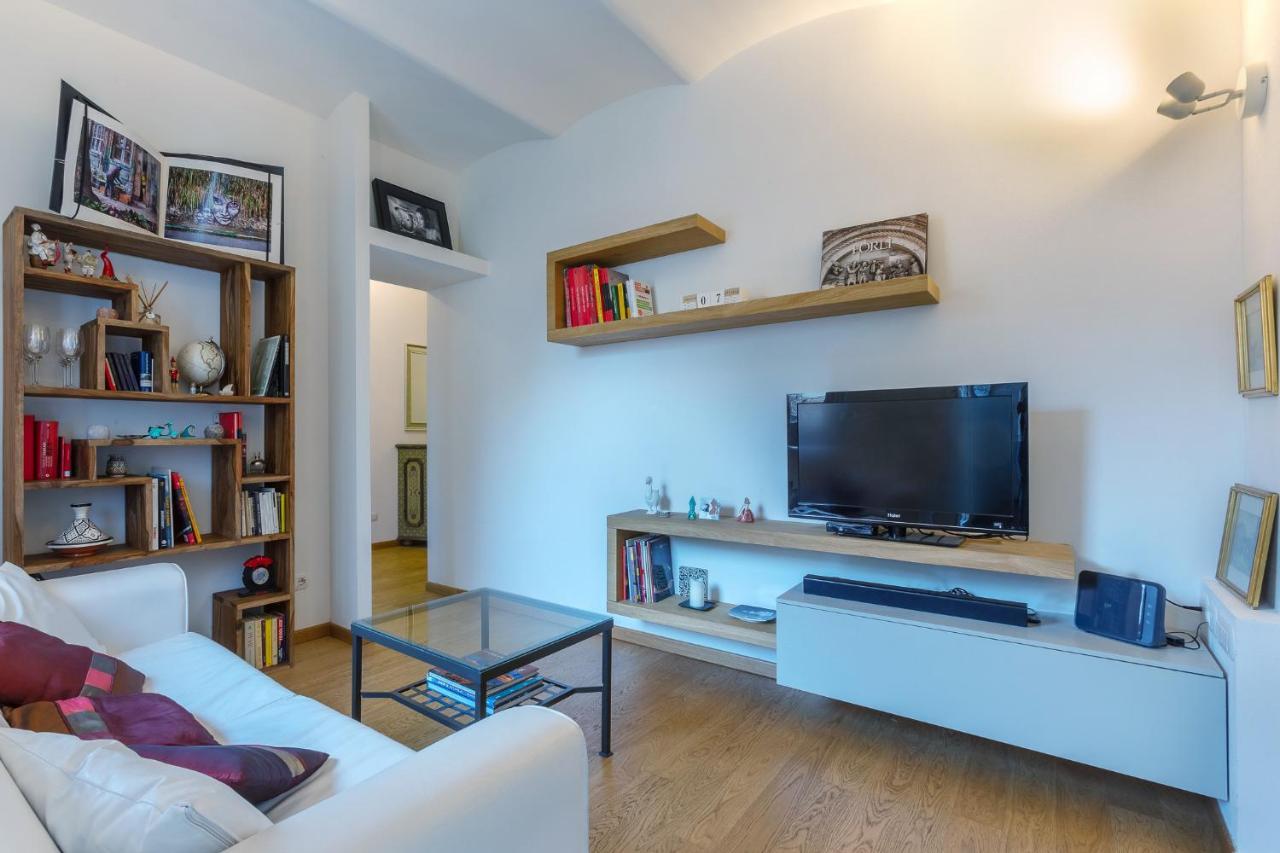 Bologna Saragozza District Apartment Buitenkant foto