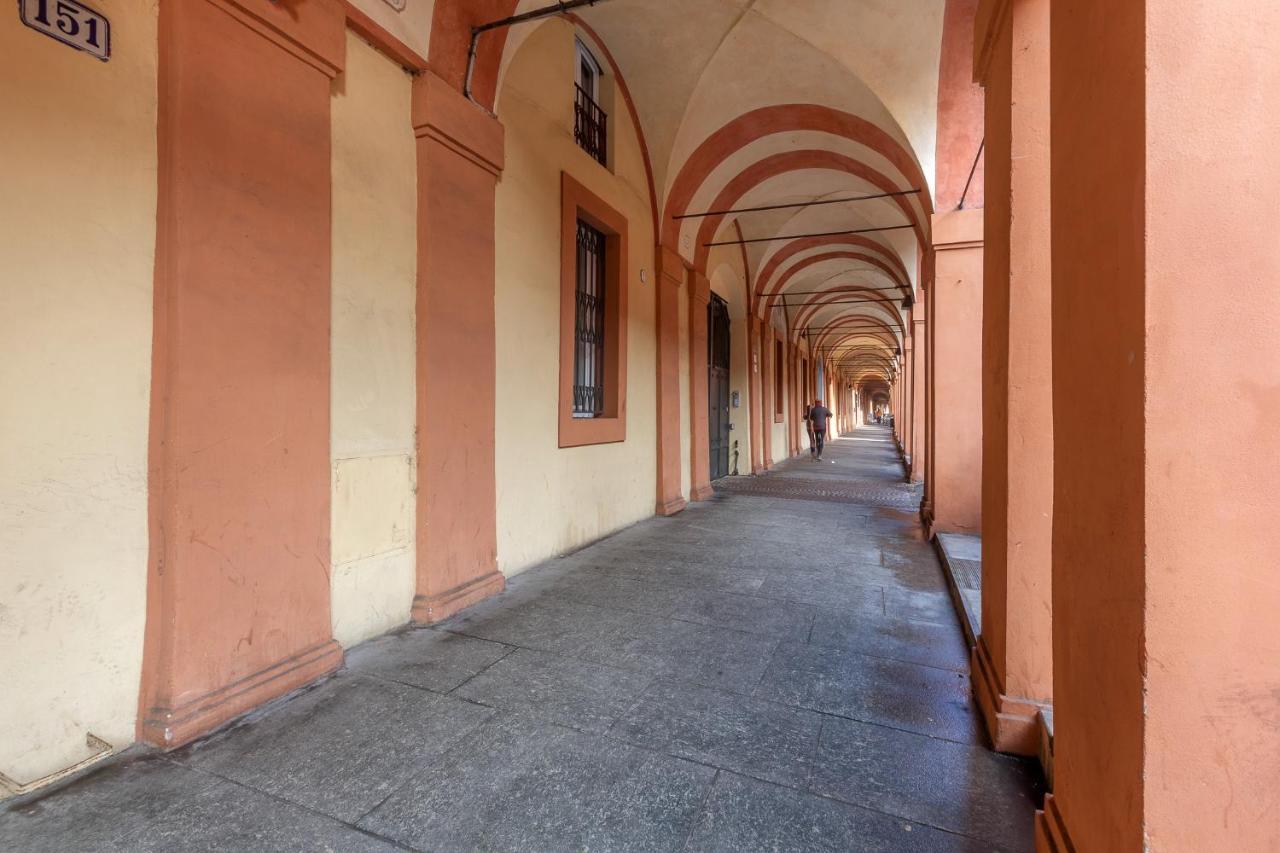 Bologna Saragozza District Apartment Buitenkant foto