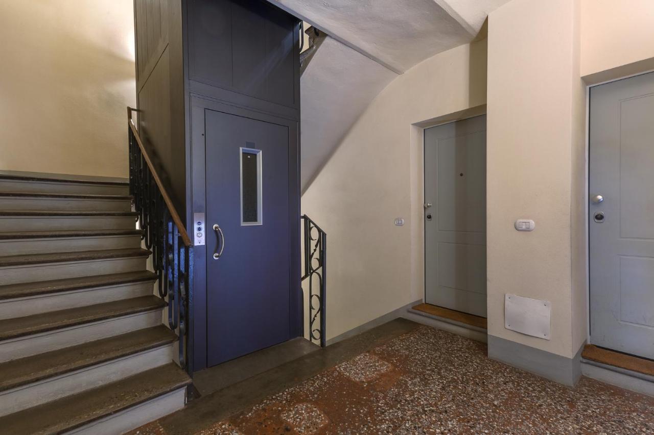 Bologna Saragozza District Apartment Buitenkant foto